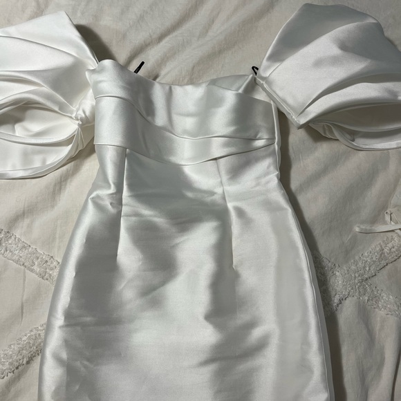 Solace London Elina White Mini Dress - Picture 2 of 8